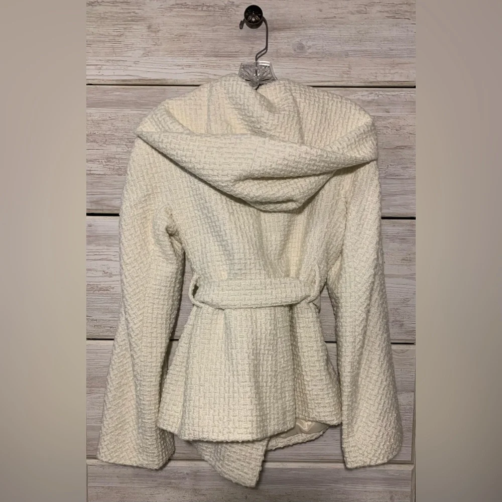 BCBG Tweed Coat - Picture 3 of 5
